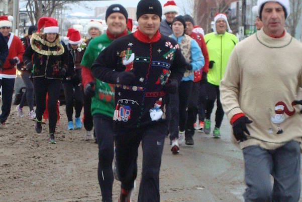 The Ugly Sweater Run teams up with Nathanson Law to help kids of Transition House. This year's Ugly Sweater Run takes place Sunday, December 13 - photo: Tera Camus