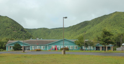 North Highlands Elementary in Aspy Bay hosts one of five concerts in the Highlands - photo: Michael Walsh 